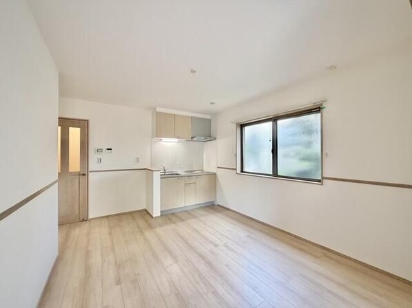 シャイニングパレス宮城野原の物件内観写真